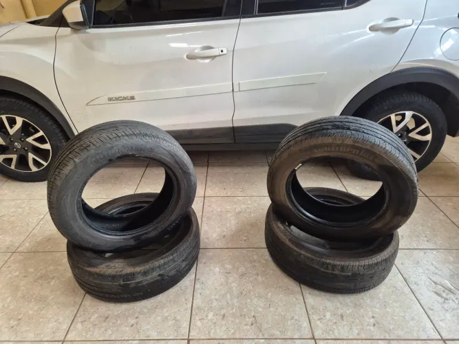 Pneus Continental PowerContact 2 205/60 R16 92H Meia Vida