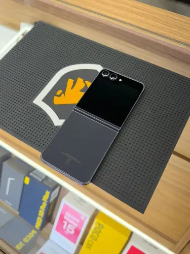 Samsung Z Flip 5 512gb 5g (Anápolis)