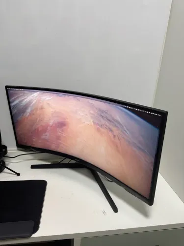 Monitor Gamer Samsung Odyssey G5 34" Ultrawide