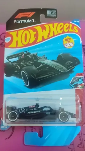 Hot Wheels F1 Mercedes-AMG Petronas Formula One Team 2025 Lacrado