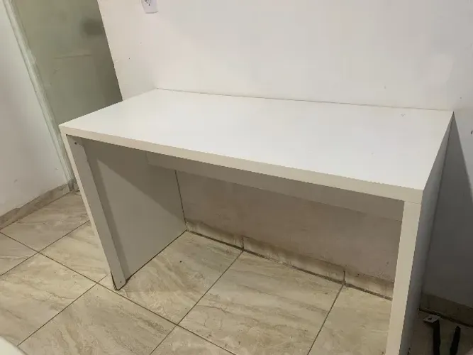 Mesa escrivaninha