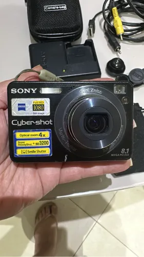 Câmera digital compacta Sony Cyber-shot DSC-W130 Completa
