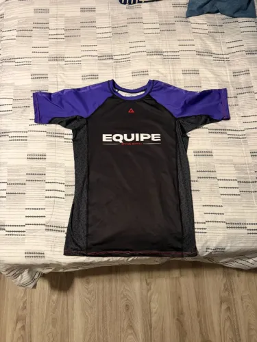 Rashguard Gracie Barra Essentials Roxa M