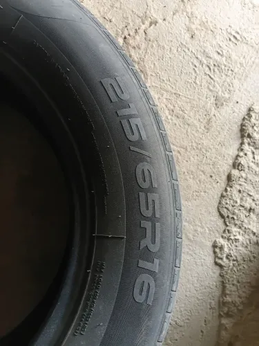 Pneus aro 16