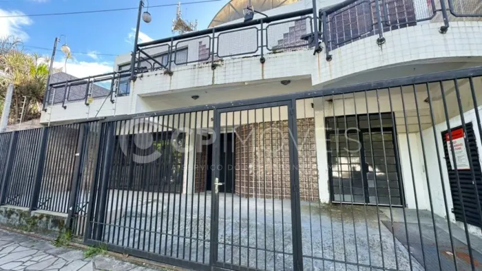 Loja para alugar com 334m² em Porto Alegre/RS