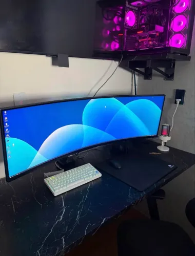 Monitor Samsung Odyssey G9 49 Polegadas
