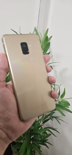 Celular muito conservado barato Samsung