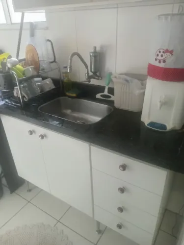 Vende apartamento no condomínio Palácio de spagna 