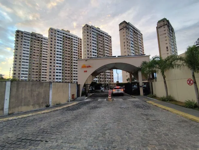 Apartamento para alugar em Ponta Negra com vista para o mar, 2 quartos, suíte e lazer comp
