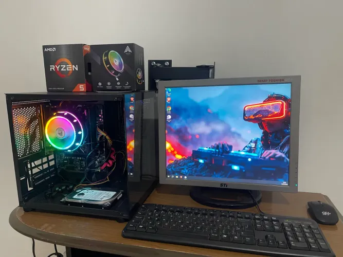 Super Pc Gamer Ryzen 5 5600g/16gb de ram (leia descrição)