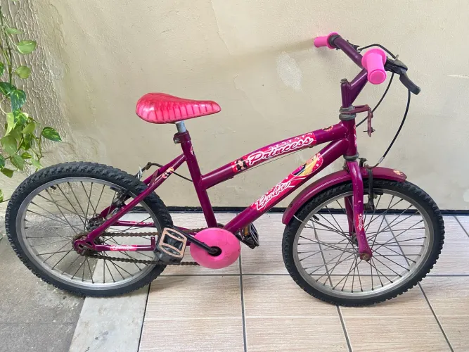 Bicicleta Infantil aro 20 - da Barbie