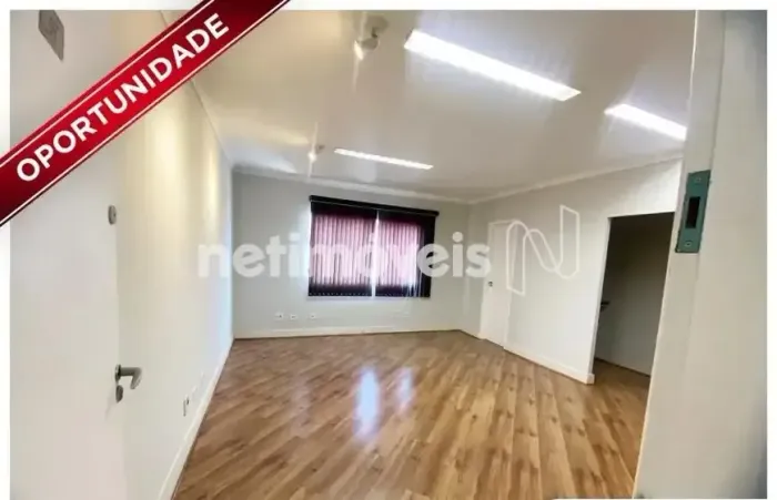 Sala Comercial para LocaçãoTotalmente Renovada com Copa | 28m²; | Vila Mascote/Vila Santa