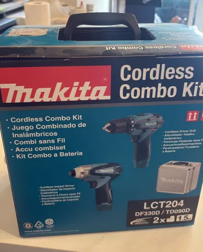 Combo Makita LCT204