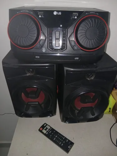 Vendo esse som LG