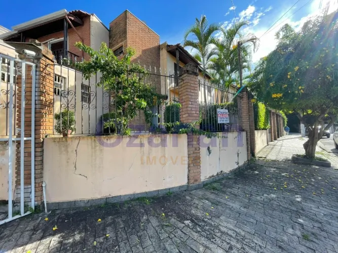 SOBRADO 3 DORMITÓRIOS NO CITY PINHEIRINHO