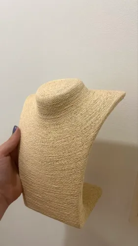 expositor de joias (busto) em linho 