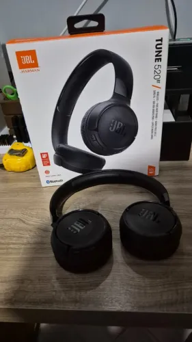 Fone de ouvido JBL 520BT Wireless