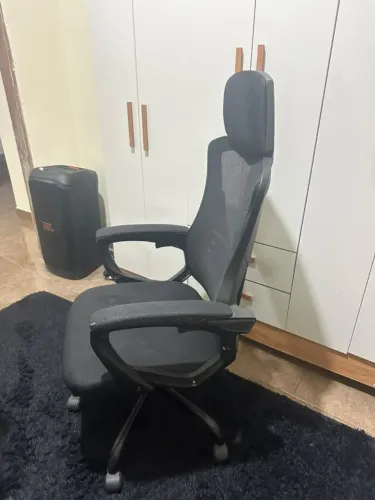 Cadeira de Escritório gamer Ergonômica com Apoio de Cabeça e encosto de pes