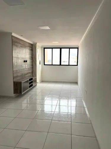 Apartamento com 2 dormitórios à venda, 63 m² por R$ 475.000,00 - Bairro dos Estados - João