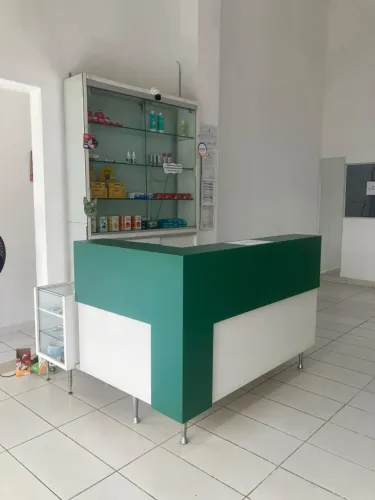 Balcão de recepção em L (MDF)