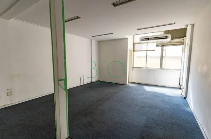 Conjunto para alugar, 57 m² por R$ 2.540/mês - Centro - Taubaté/SP