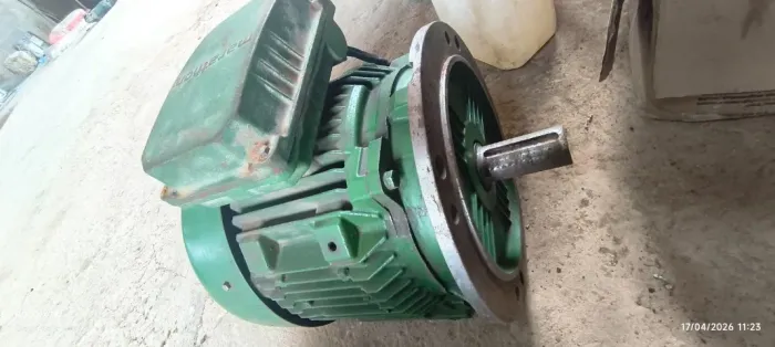  02 Motores 10cv Trifásico Baixa Rotação 220/380/440v Blindado