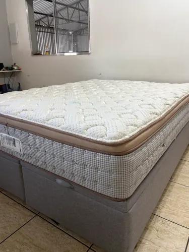 Cama Box Baú Queen + Colchão Pillow Top Roosevelt Prohouse ? Menos de 1 Ano