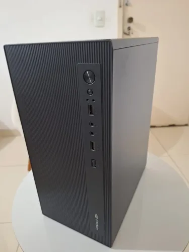 Computador novo na caixa desktop I5 decima geração ssd450GB