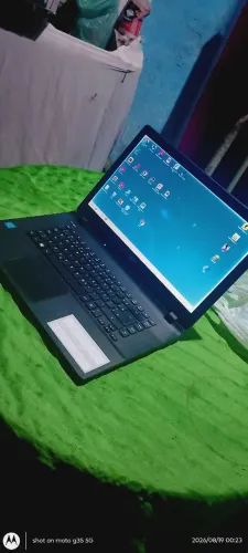 Computador Acer em ótimo estado nenhum aranhão tudo novo!