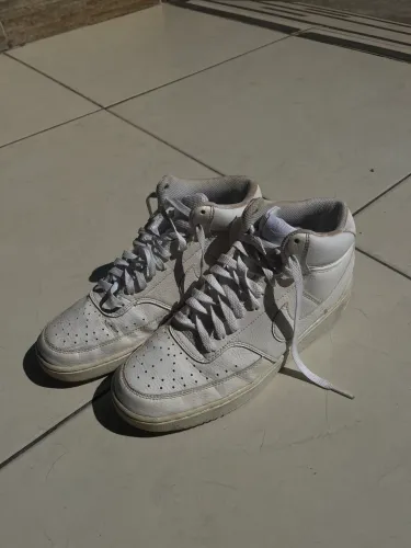 Tênis original Nike, Cano Alto- Semi novo