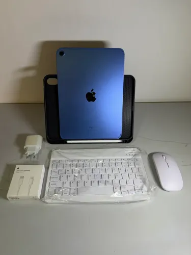 iPad 10 256GB Cellular + GPS (Pega Chip) - Envio OLX Pay - Parcelo 12x - Faço Troca