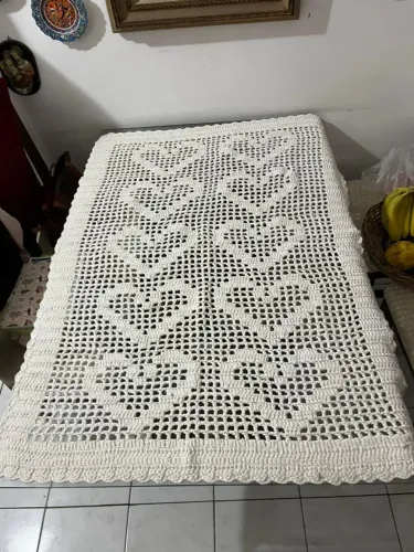 Toalha de Mesa/ Manta Decorativa - Corações Macrame