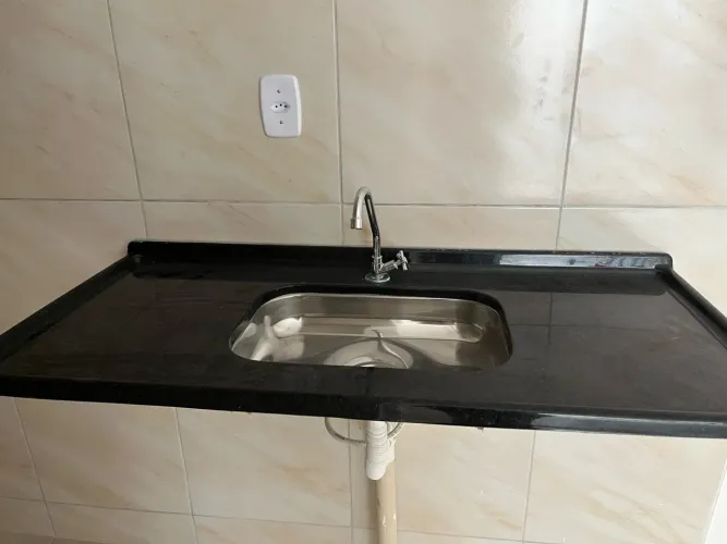 Pia a venda