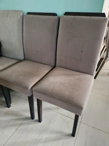 Cadeiras de salar de jantar para reforma.