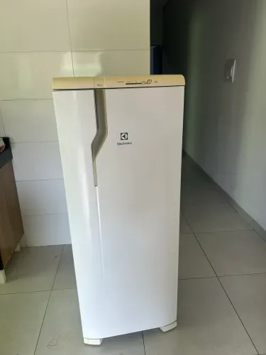 Geladeira Eletrolux