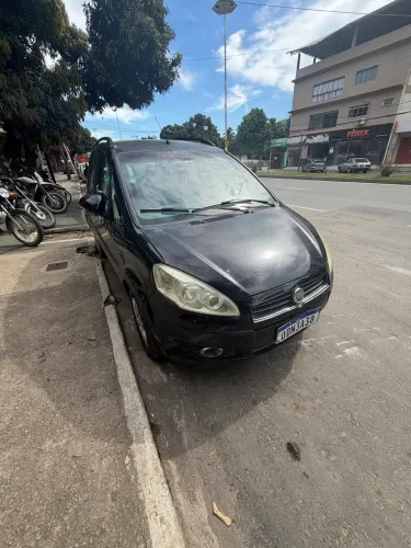 Fiat Idea Attractive 1.4 Fire Flex 8V 5P 2013