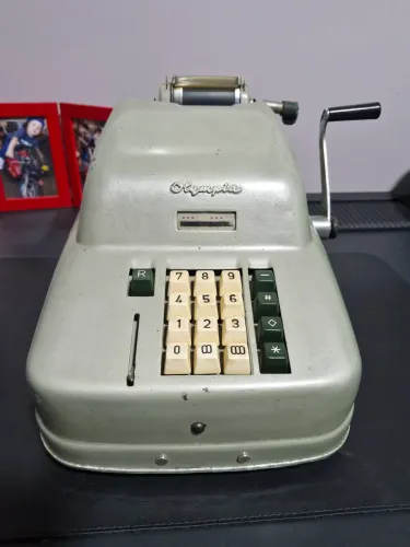 Calculadora Antiga Olympia