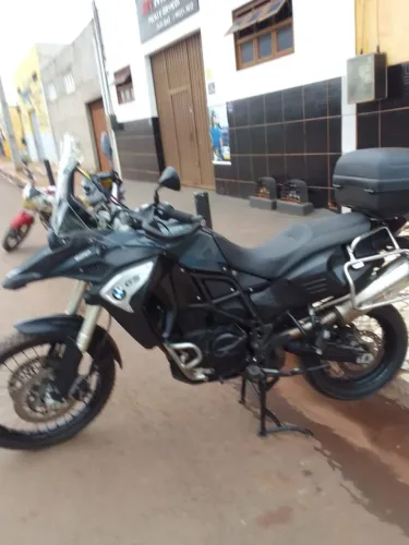 Vendo uma Moto