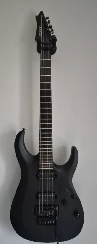 Guitarra Cort X500 Menace
