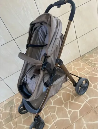 Carrinho de bebê
