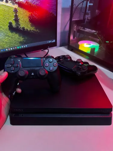 PS4 Slim 1T