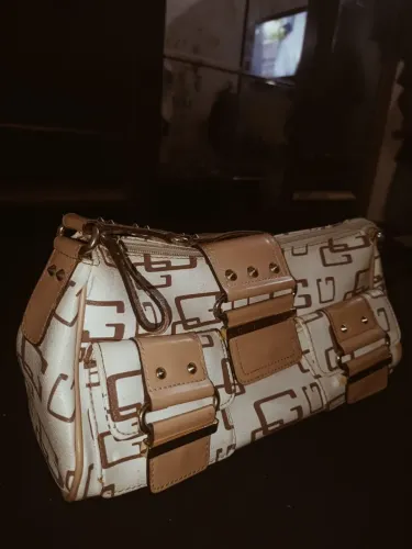 Bolsa Guess Vintage Original - Estilo Y2K / Monograma Retrô