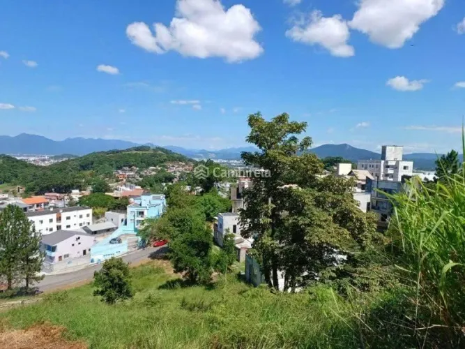 Terreno à venda em Potecas, São José/SC
