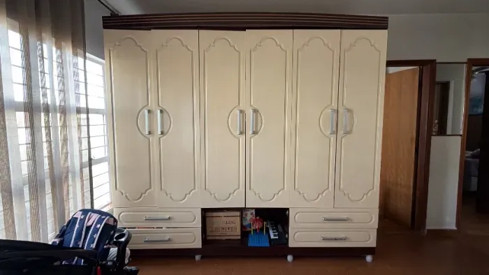 Guarda roupa casal 