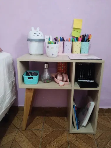 Escrivaninha infantil 