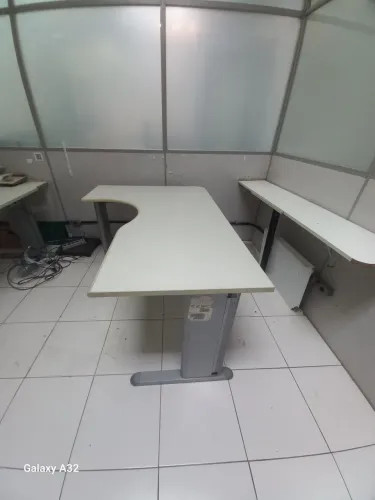 Mesa em L Delta só 300