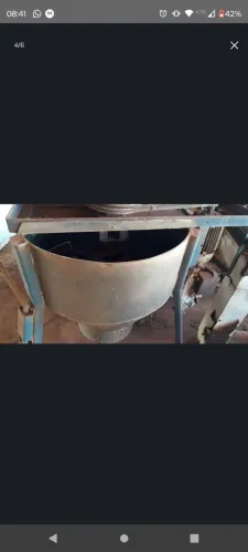 Vendo depenadeira de frango industrial