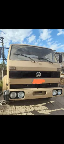 Caminhão caçamba VW12140 ano 93 / Máquina carregadeira pula pula marsey Ferguson