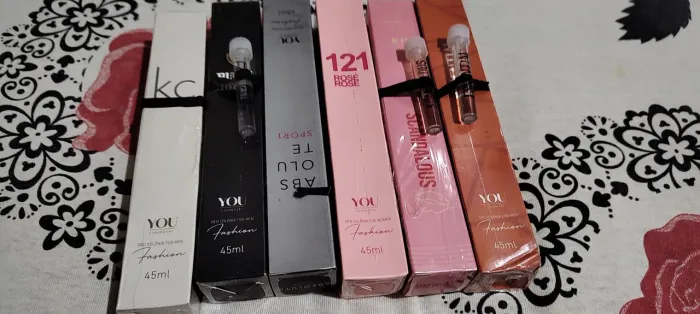Vendo Deo Colônias de 45 ml por 30 reais 