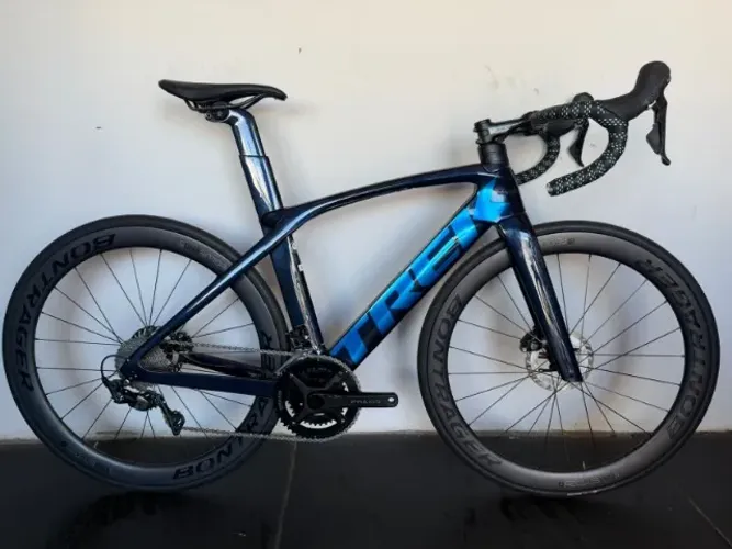 Trek Madone - Tamanho 52 | Ultegra | Carbono